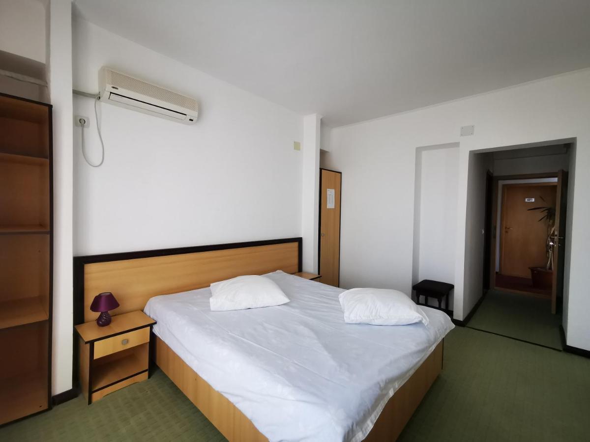 Hotel Unirea Focşani Exterior foto