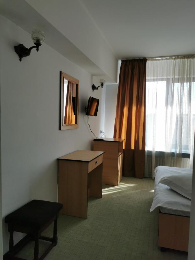 Hotel Unirea Focşani Exterior foto